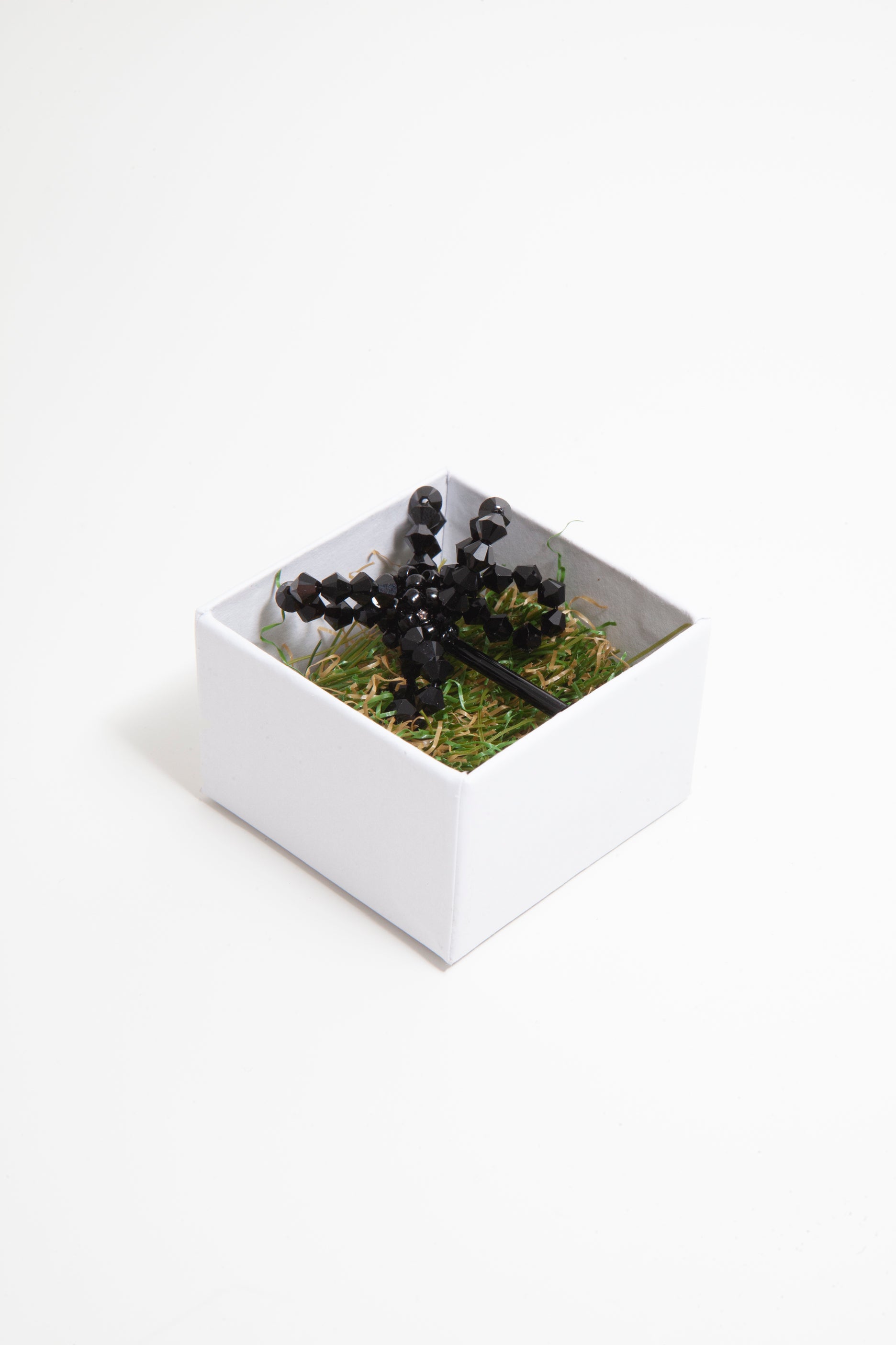 ASTER CONSUMPTIS MINIMUS STUD EARRINGS
