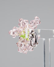 Load image into Gallery viewer, DAHLIA - CLIP-ON EARRING
