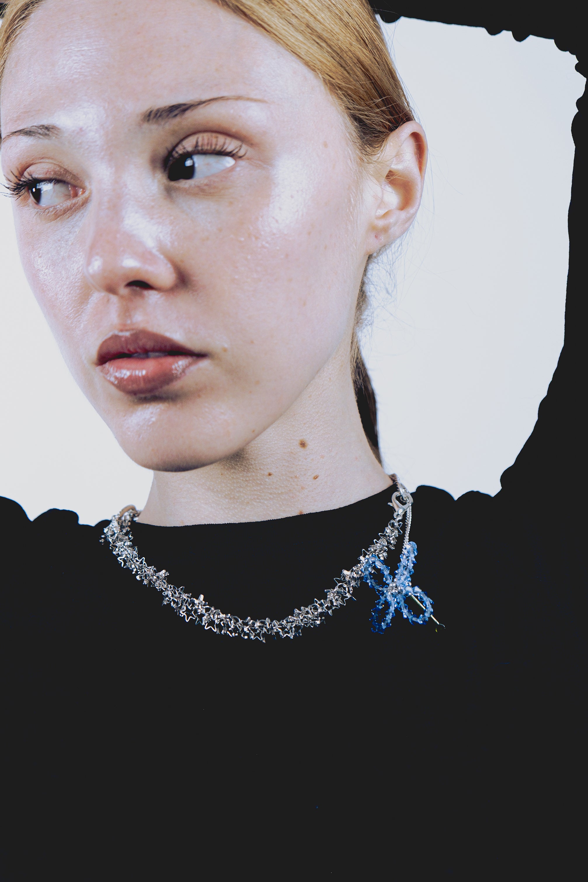 ASTER BLUA MISAKI NECKLACE